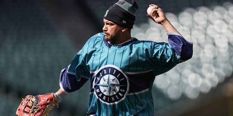 seattle-mariners’-naylor-was-serious-about-dog’s-role-in-him-re-signing