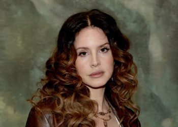 lana-del-rey’s-“white-feather-hawk-tail-deer-hunter”-is-another-question-for-the-culture