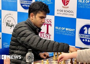 chess-used-to-be-for-nerds-–-now-everybody-wants-in-–-bbc
