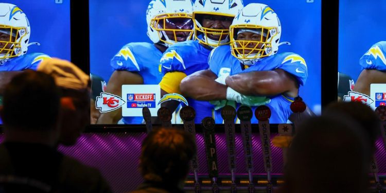 nfl-could-be-headed-for-expanded-relationship-with-youtube-for-game-broadcasts