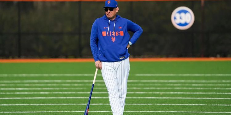 mendoza-finally-discusses-clubhouse-communication-issues,-says-he-‘fell-short’-–-yahoo-sports