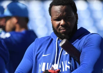 blue-jays’-vladimir-guerrero-jr-sends-‘off’-message-on-bo-bichette’s-mets-decision