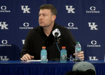 mbb:-coach-byington-–-kentucky-postgame-on-vimeo
