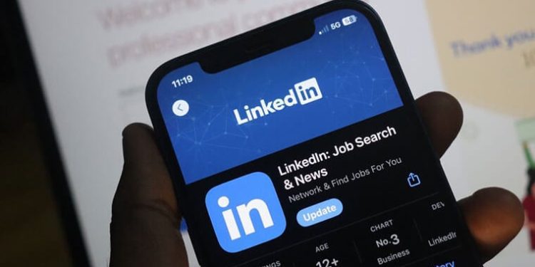 your-linkedin-is-getting-looked-at,-get-your-‘digital’-house-in-order!-–-fedweek