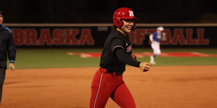 huskers-sweep-south-dakota-state-on-thursday-–-university-of-nebraska-–-official-athletics-website