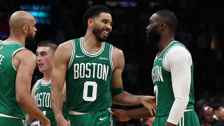 jaylen-brown-twitch-streamed-his-reaction-to-jayson-tatum’s-celtics-return-–-yahoo-sports