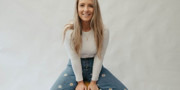 novel-approach-gives-writer-courtney-a-reason-beyond-rhyme-–-the-illawarra-flame
