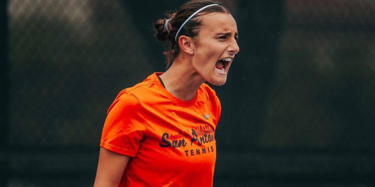 roadrunners-cruise-past-redhawks-7-0-–-utsa-athletics