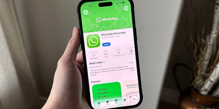 whatsapp-has-a-new-ai-feature-that-might-help-your-parents-–-pocket-lint