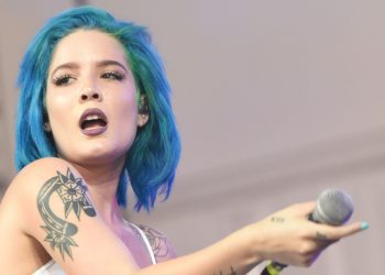 3-albums-that-defined-tumblr’s-music-era-–-vice