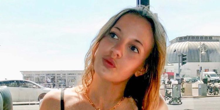 snapchat-bullies-warning-as-girl,-12,-may-have-taken-own-life-–-stoke-on-trent-live