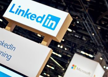 how-to-use-a-translator-to-speak-“linkedin”-|-windows-central