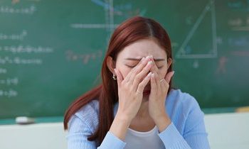 listen:-should-parents-be-able-to-contact-teachers-on-whatsapp?-–-jacaranda-fm