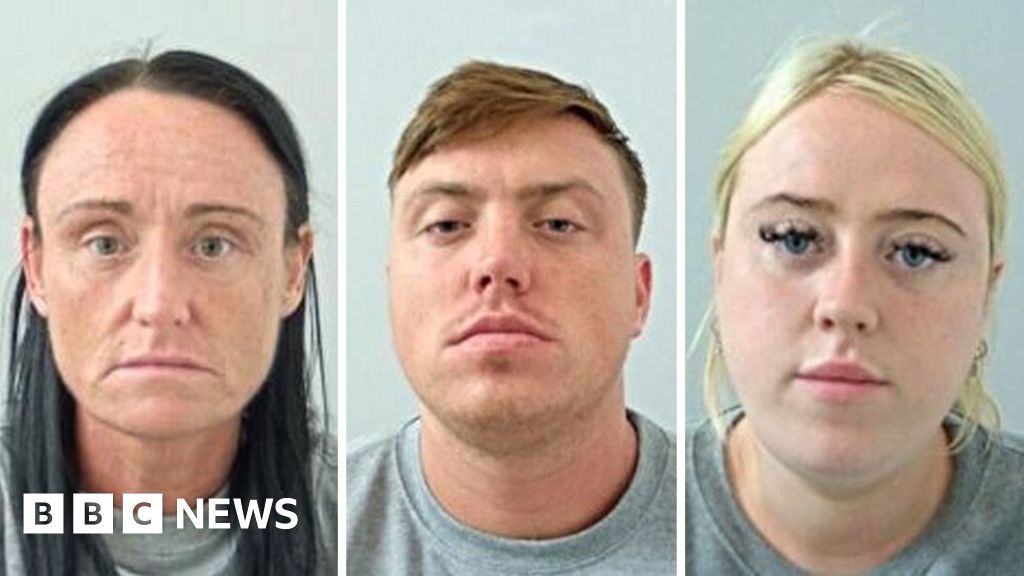 darwen-family-jailed-for-life-for-snapchat-doorstep-murder-–-bbc
