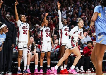 edwards-scores-27-in-ncaa-tournament-1st-round-win-–-university-of-south-carolina-athletics