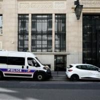 french-police-foil-paris-bomb-attack-outside-us-bank-|-national-–-ttownmedia.com