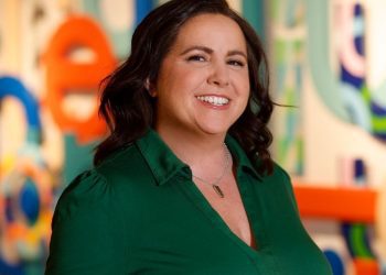 catching-up-with-the-ceo:-cara-o’leary,-linkedin-ireland-–-the-gloss-magazine