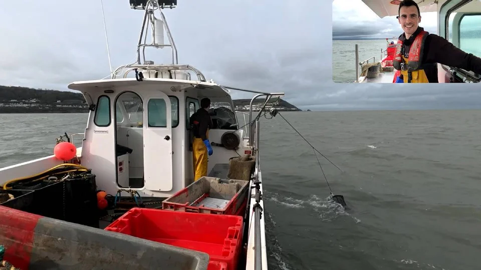 twitch-streamer-rescues-struggling-paddleboarder-–-earlygame
