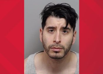 man-accused-of-sexually-assaulting-teen-girl-he-met-on-snapchat,-documents-say-–-kens-5
