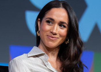 meghan-markle-leaves-rare-instagram-comment-after-her-‘suits’-costar-says-he-missed-out-on-her-jam