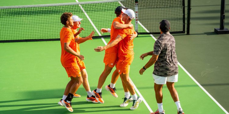 m.-tennis-seals-4-1-win-over-duke-–-miami-hurricanes