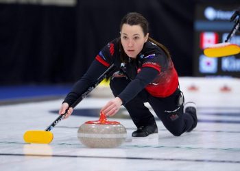 val-sweeting-joins-kayla-macmillan’s-team-–-the-grand-slam-of-curling