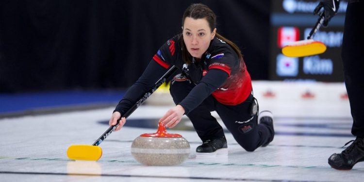 val-sweeting-joins-kayla-macmillan’s-team-–-the-grand-slam-of-curling