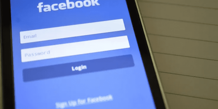 30,000-private-facebook-images-allegedly-downloaded-by-meta-employee-–-malwarebytes