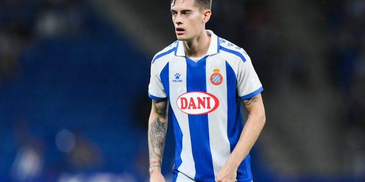 espanyol-player-forced-to-close-instagram-account-after-receiving-insults-from-barcelona-fans