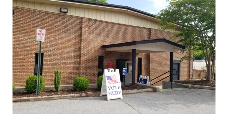 candidates,-tell-our-readers-why-they-should-vote-for-you,-but-with-two-conditions