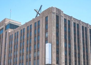 ex-twitter-officer-drops-severance-suit-against-musk,-x-corp.-–-bloomberg-law-news