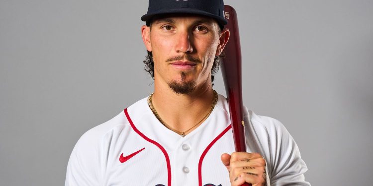 red-sox’s-jarren-duran-flips-off-fan-who-allegedly-told-him-to-‘kill-myself’-in-‘triggering’-moment