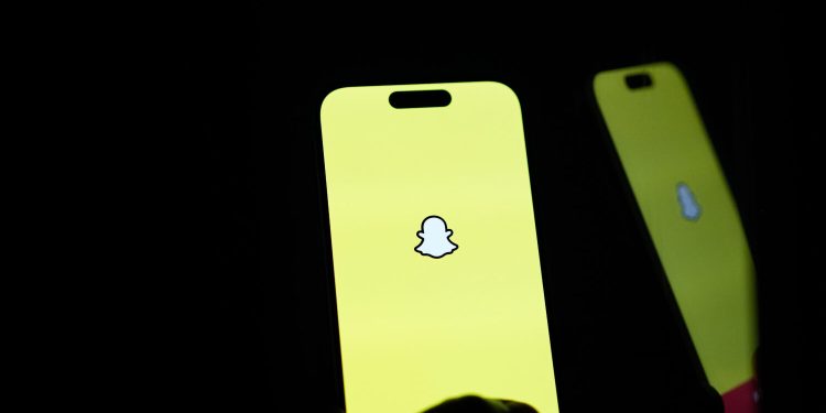 snap-inc.-cuts-95-washington-jobs,-cites-ai-for-global-layoffs-–-seattle-red