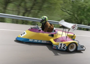 nashville-man-buys-a-street-legal-land-speed-motorcycle-from-facebook-marketplace-and-…