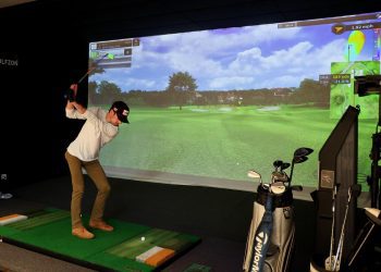 new-golf-simulator-with-over-1,500-courses-opens-in-dyersville-–-98.1-khak