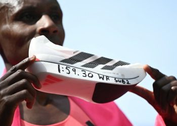 london-marathon-’26:-new-adidas-shoe-helps-three-runners-make-history-–-wwd