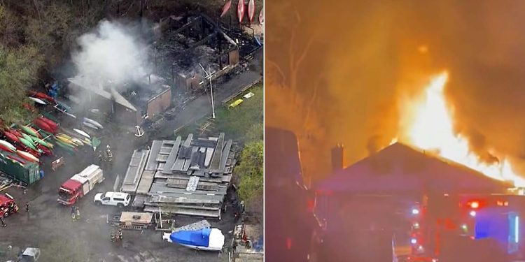 police-investigating-cause-of-toronto-humber-yacht-club-fire-–-ctv-news