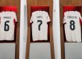 which-kit-will-liverpool-wear-at-manchester-united-on-sunday?