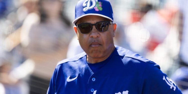 dodgers’-slump-worsened-by-clubhouse-bug,-dave-roberts-says-–-yahoo-sports