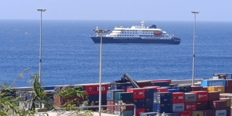 us.-travel-blogger-posts-tearful-instagram-video-from-hantavirus-struck-cruise-ship