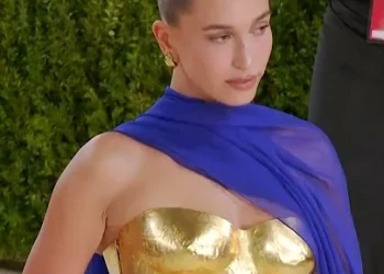 hailey-bieber-sports-gold-armour-style-saint-laurent-look-at-met-gala-2026-–-youtube