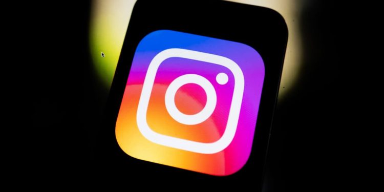 miami-woman-accused-of-robbing-man-she-met-on-instagram-at-her-luxury-apartment,-cops-say