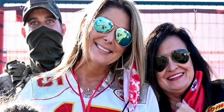 randi-mahomes-honors-brittany-mahomes-and-late-mother-in-heartfelt-mother’s-day-instagram-post