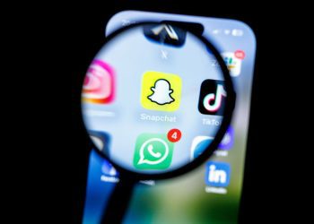 snapchat-falls-after-meta-rolls-out-new-“instants”-feature-–-sherwood-news