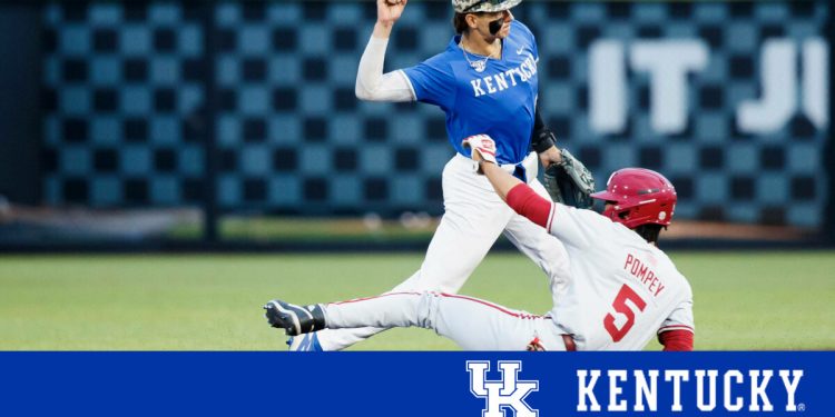 kentucky-drops-see-saw-affair-on-senior-night-–-uk-athletics