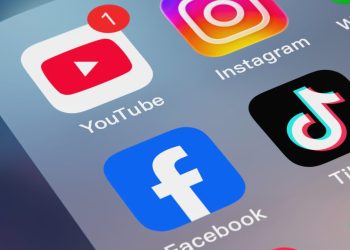 snap,-youtube,-tiktok-settle-tech-addiction-case.-there’s-still-one-holdout