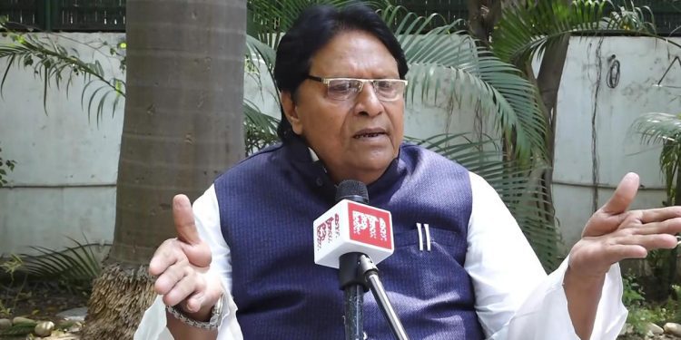 rajya-sabha-mp-receives-death-threat-on-whatsapp,-fir-lodged-–-the-hindu