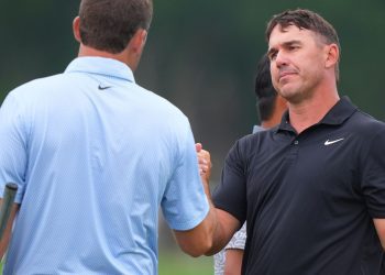 brooks-koepka-makes-strong-start-with-scottie-scheffler-also-in-early-contention-|-golf-news