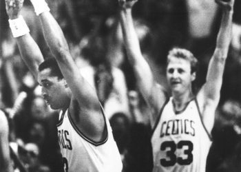 youtube-gold:-larry-bird’s-legendary-1987-steal-against-detroit-c-–-yahoo-sports