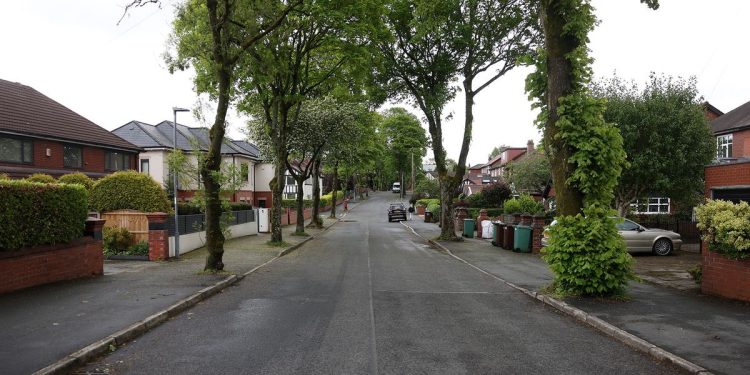‘i-paid-to-live-on-a-quiet,-tree-lined-street.-now-it-could-be-ruined’-–-manchester-evening-news